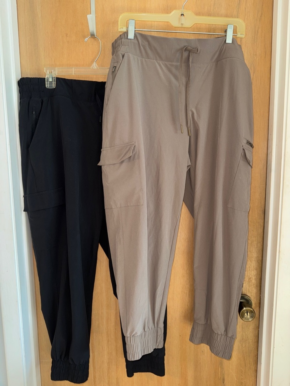 3 Pairs of all in motion Cargo Jogger Pants Taupe & Black Sixe XXL